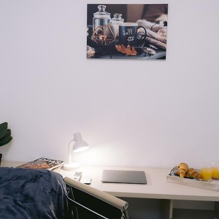 ホテル Piso Compartido Delyrent, Reja ハエン エクステリア 写真