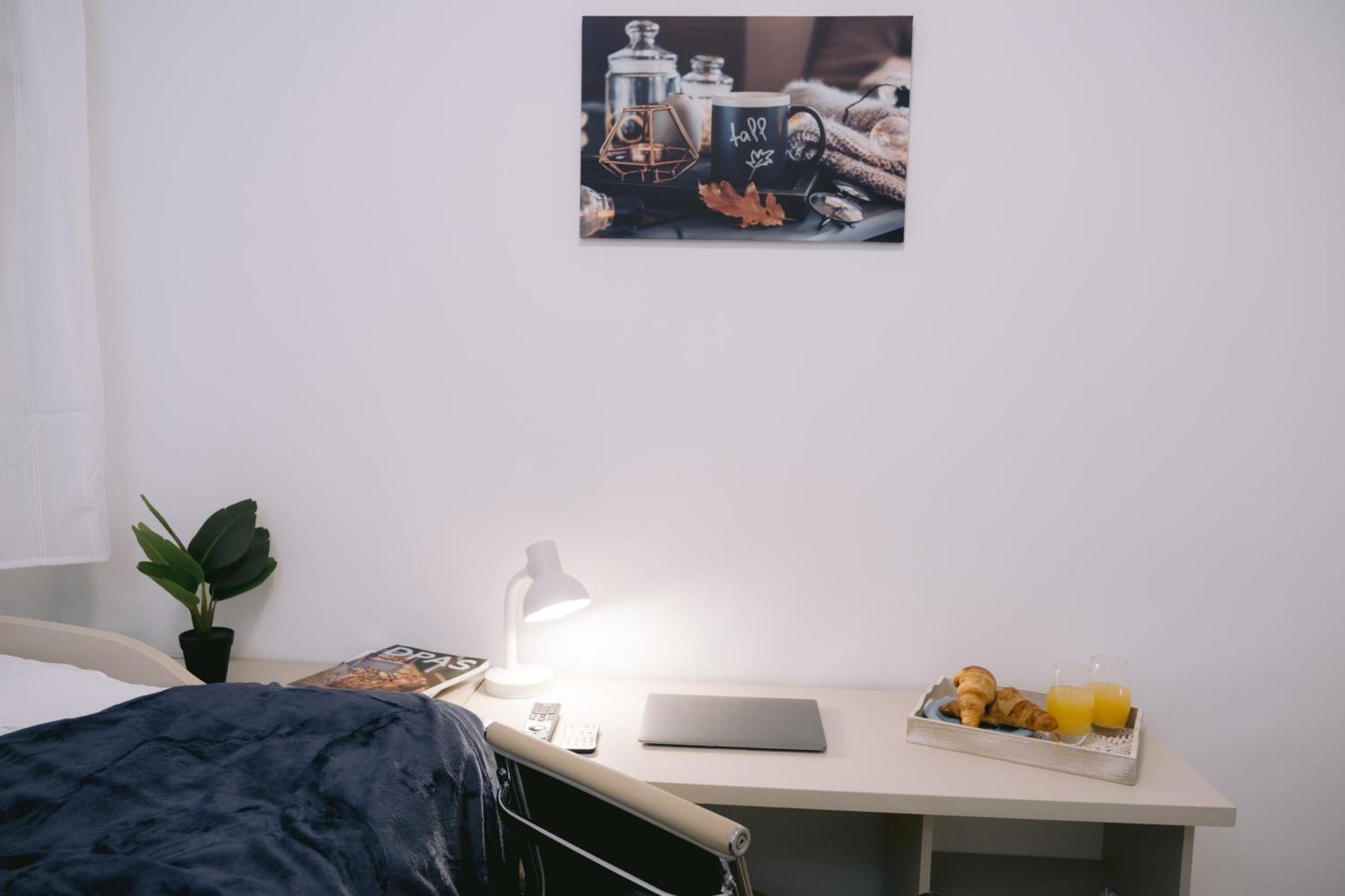 ホテル Piso Compartido Delyrent, Reja ハエン エクステリア 写真